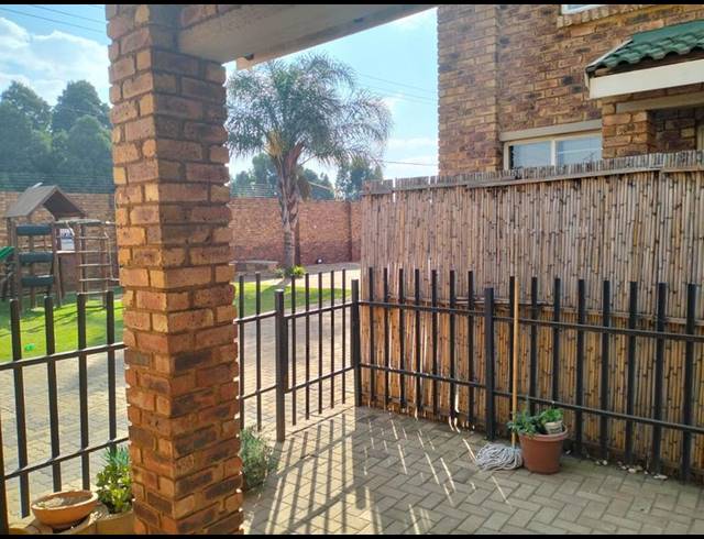2 BEDROOM PROPERTY TO RENT IN NORTON'S HOME ESTATE